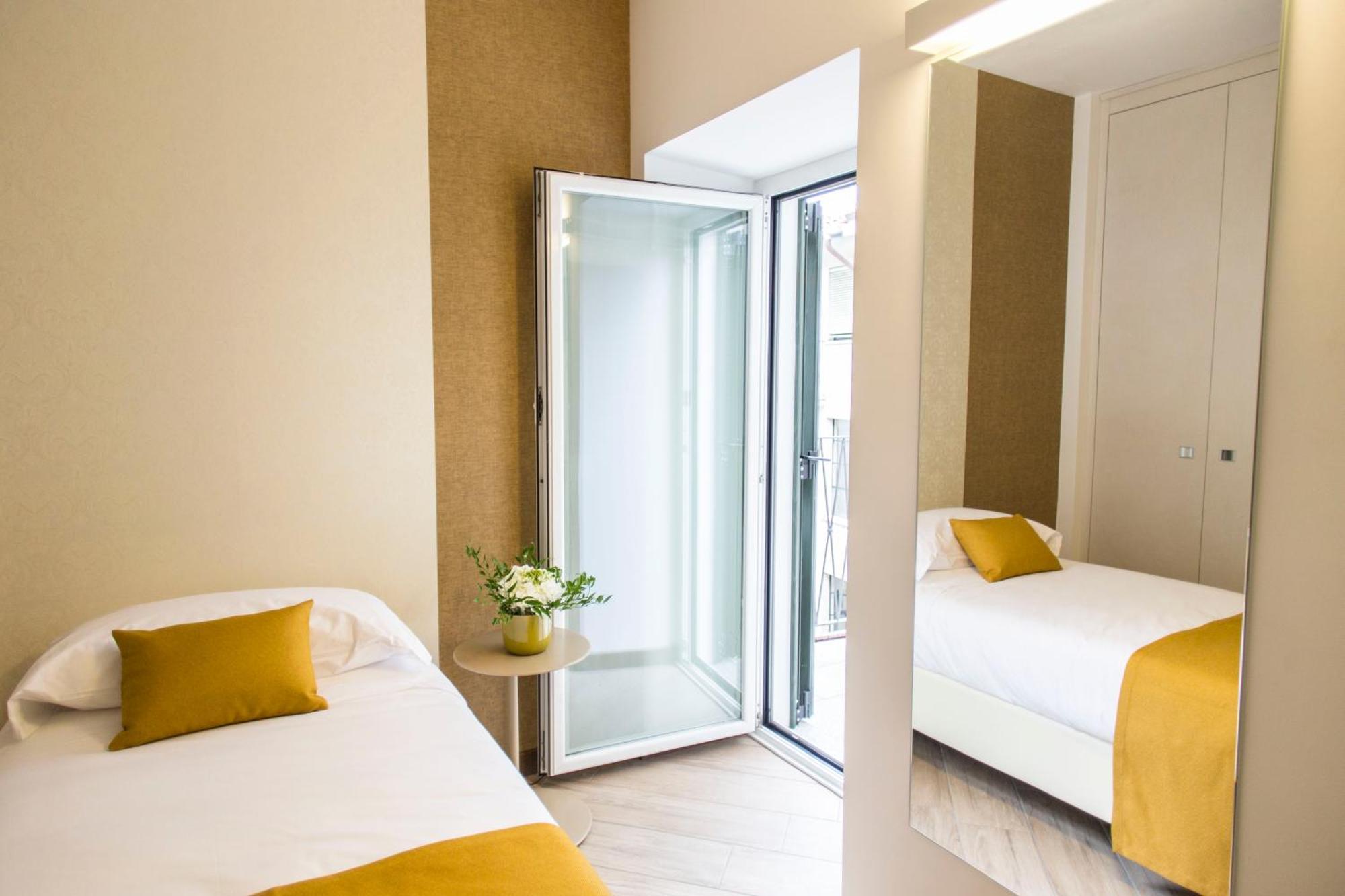 Hotel Ponti Angera Exteriér fotografie