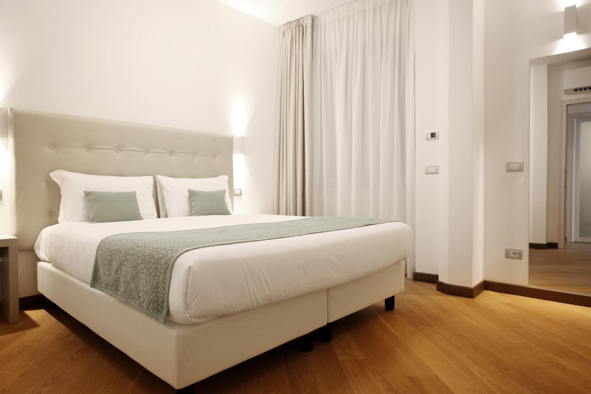 Hotel Ponti Angera Exteriér fotografie