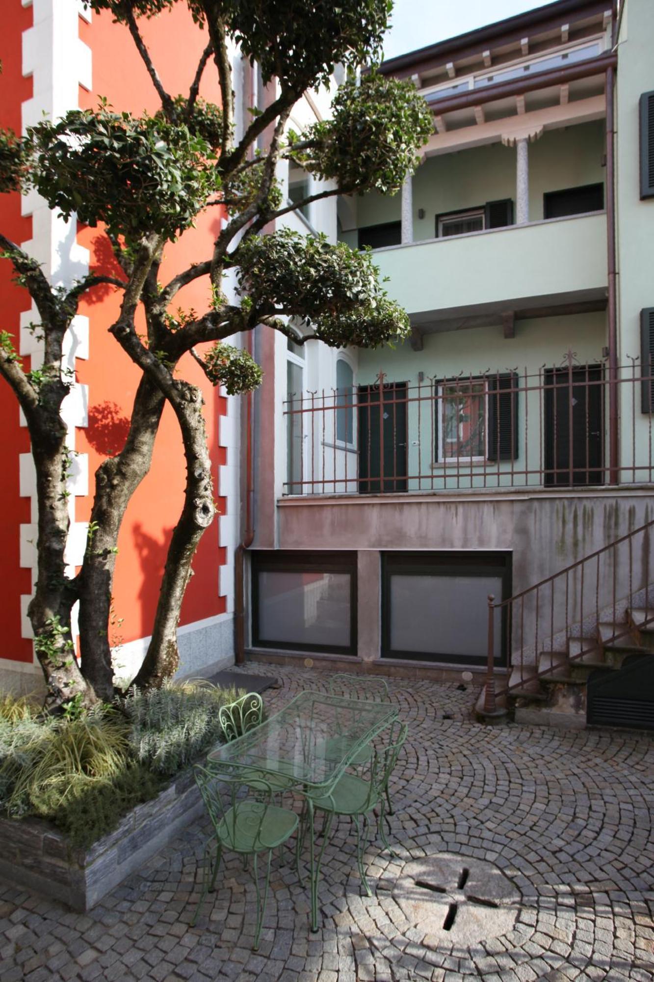 Hotel Ponti Angera Exteriér fotografie